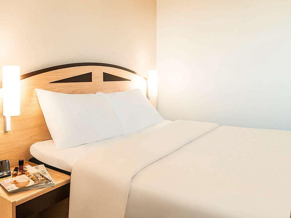 Отель Ibis Lincoln North Hykeham Номер фото