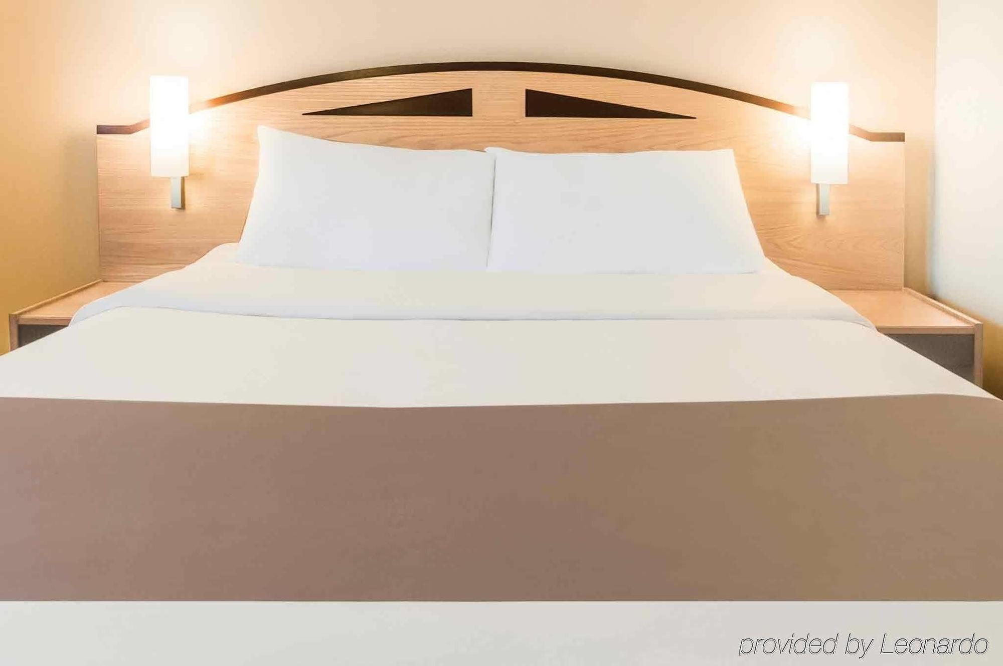 Отель Ibis Lincoln North Hykeham Экстерьер фото
