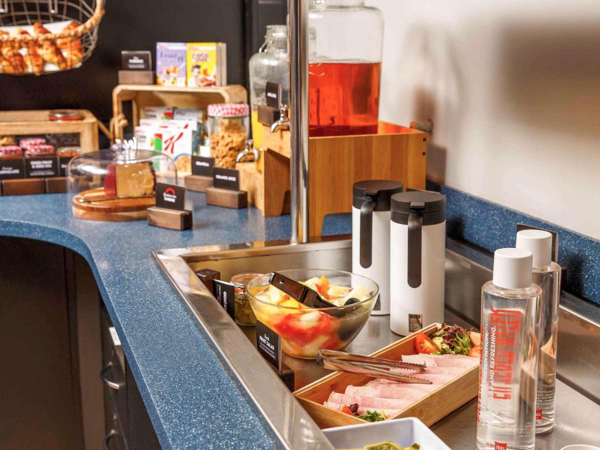 Отель Ibis Lincoln North Hykeham Экстерьер фото